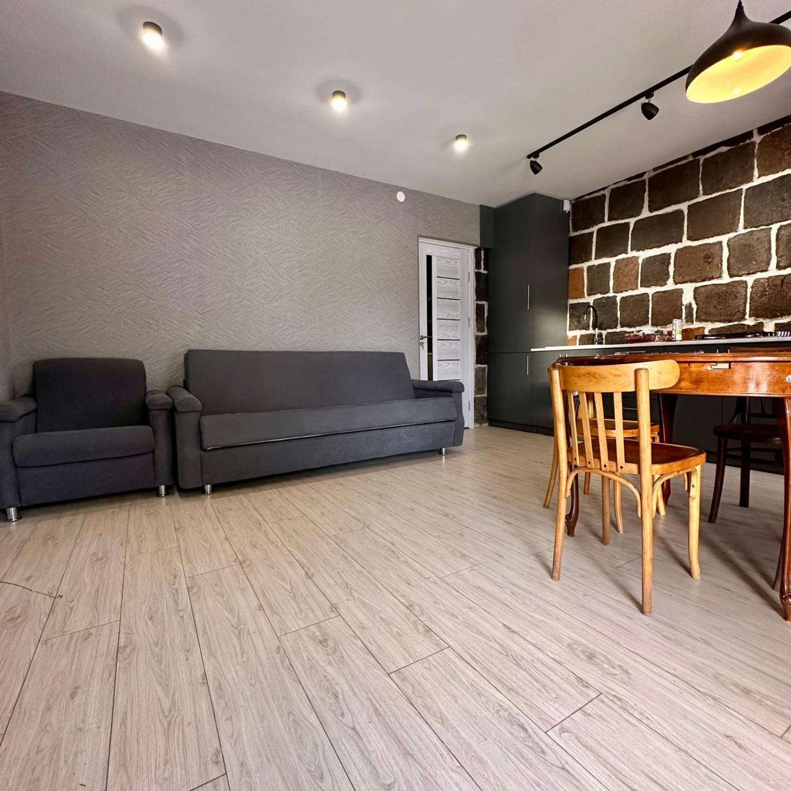 Eco House Apartment Гюмри Екстериор снимка